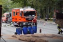 LKW blieb unter Bruecke haengen Koeln Ehrenfeld Innere Kanalstr Hornstr P300